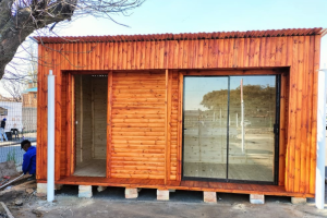 wendy house manufactured by Wendy Huts
